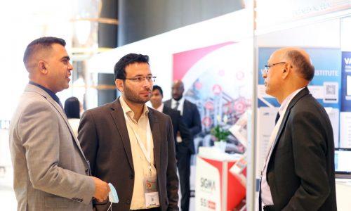 3 3